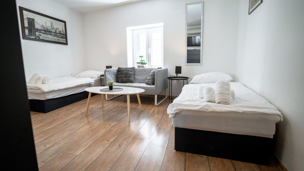 House Gorica Apartment ชิเบนิก ภายนอก รูปภาพ